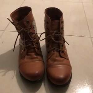 Brown like new Steve Madden combat boots